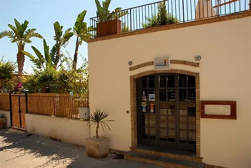 Casa de hóspedes Il Cantone Del Faro Giardini Naxos